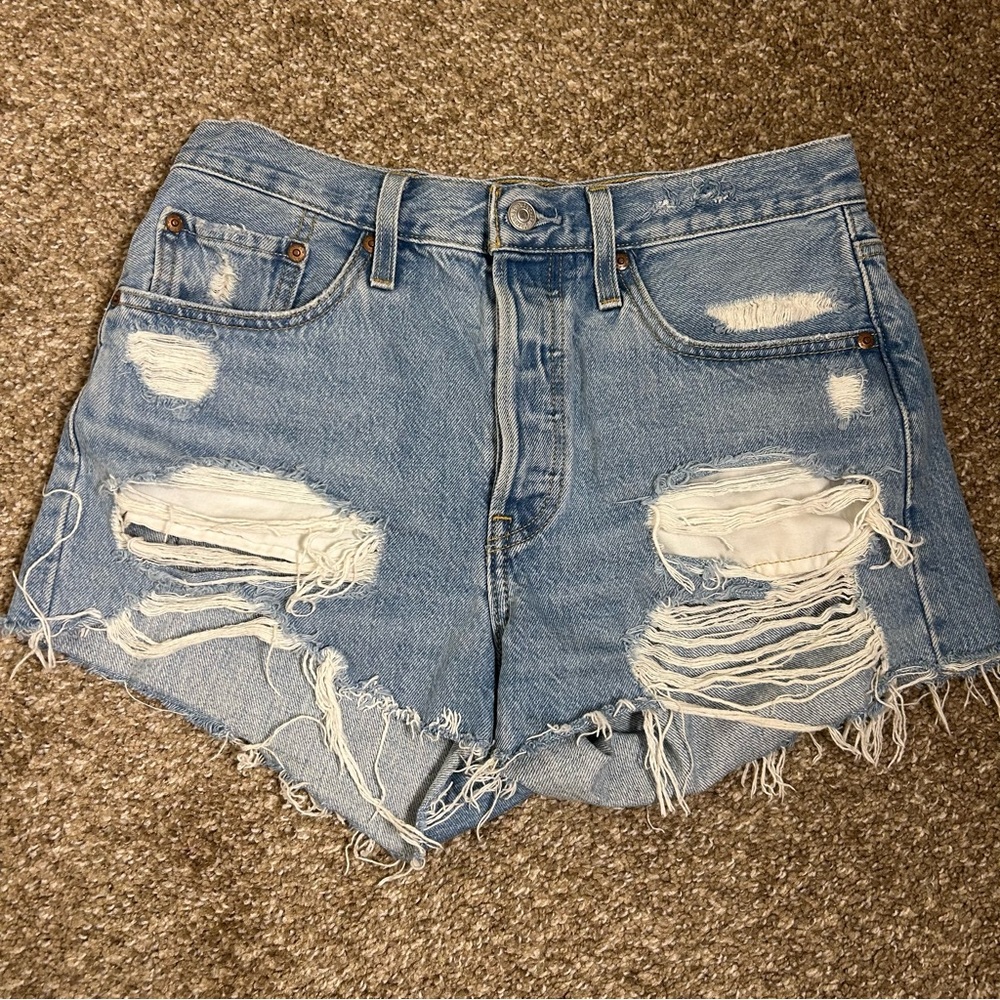 Levi’s 501 Light Wash Distressed Cutoff Shorts W27 Frayed Hem
